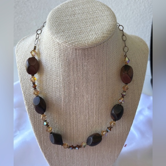 Wood & Amber Color Crystal Bead Necklace 18” Western Y2K Casual Lightweight - Picture 2 of 3